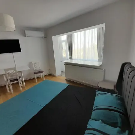 Apartment Garsoniera Mares Constanţa